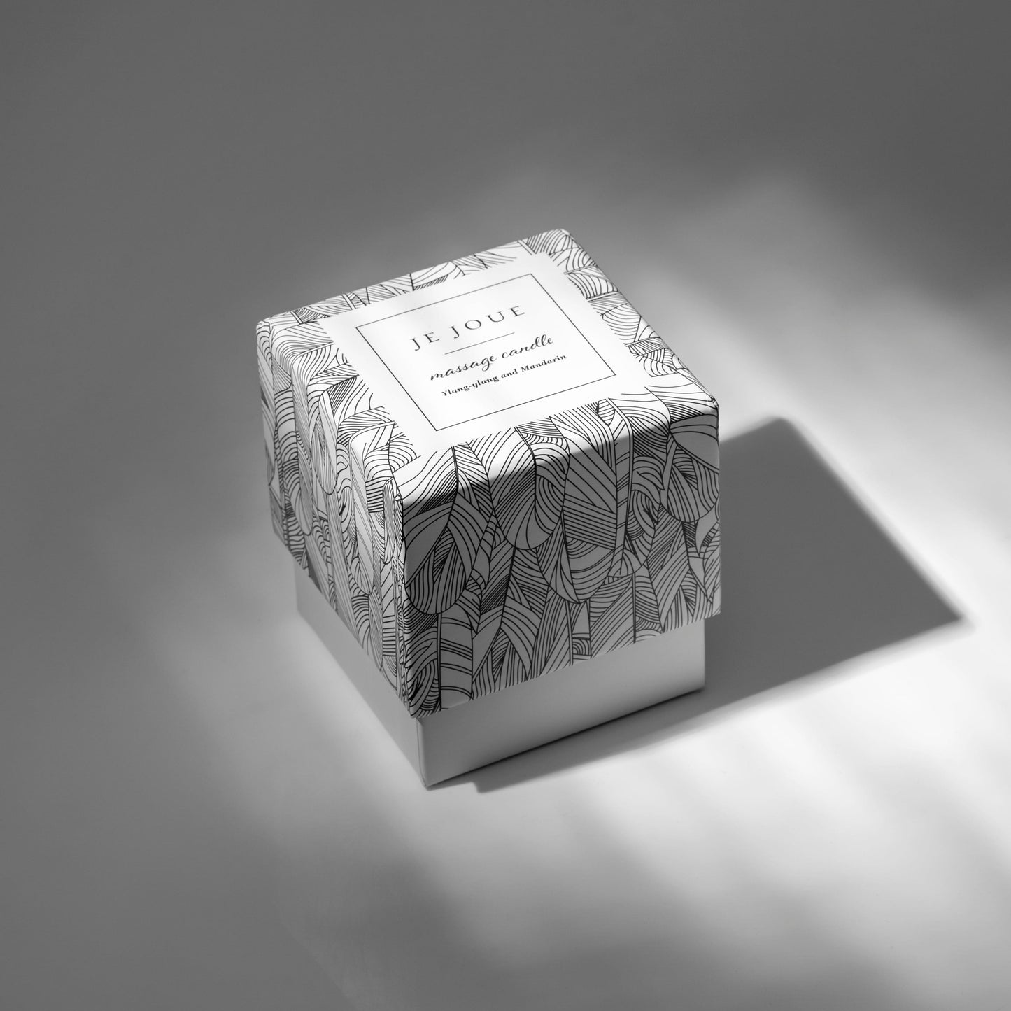 Je Joue Lubes & Lotions Luxury Massage Candle - Ylang Ylang & Mandarin