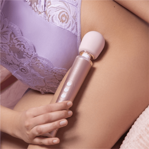 LE Wand Vibrators Petite Rechargeable Massager - Rose Gold