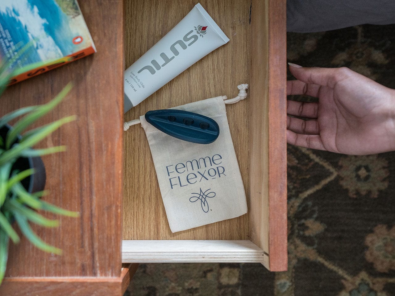 Femme Accessories / Miscellaneous Flexor - Midnight Blue